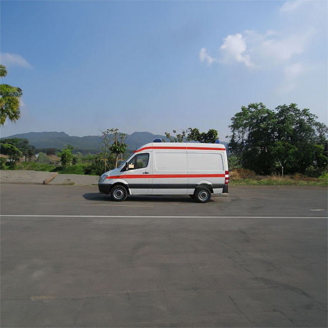 南京救护车租赁费用