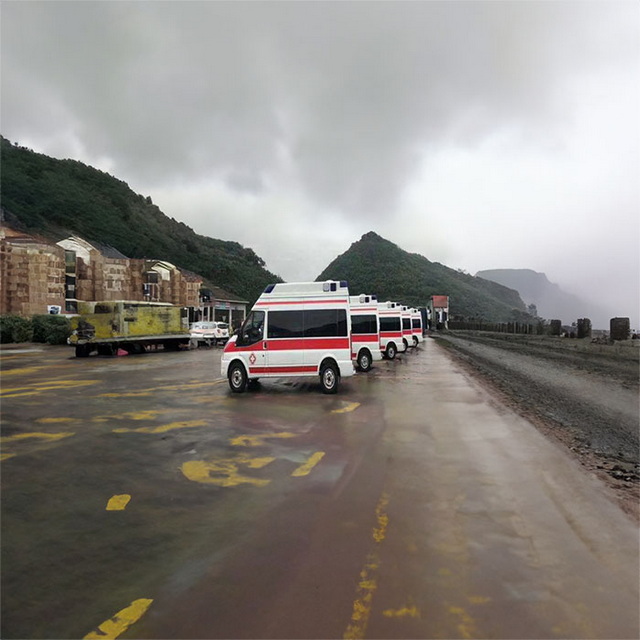 南京私人救护车出租联系电话