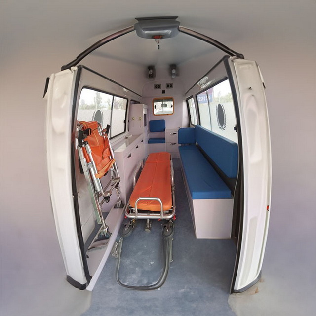 南京私人救护车出租电话