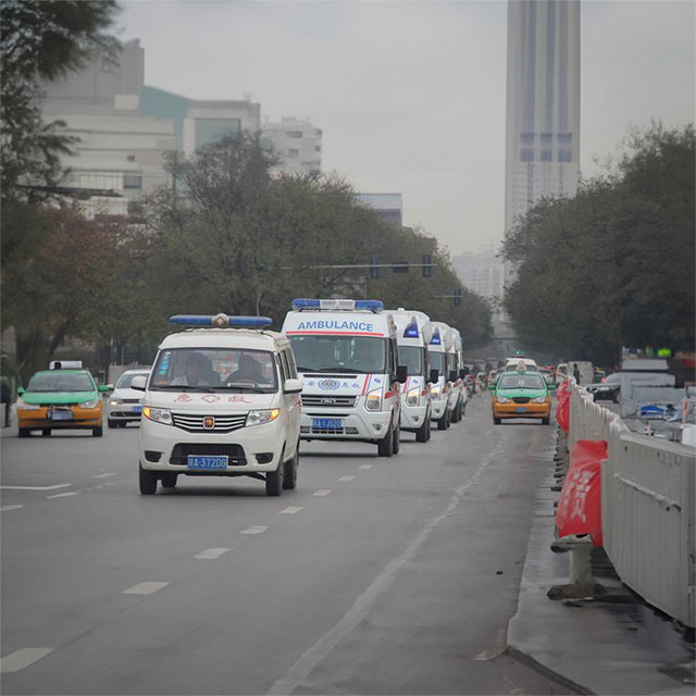 南京救护车租赁电话