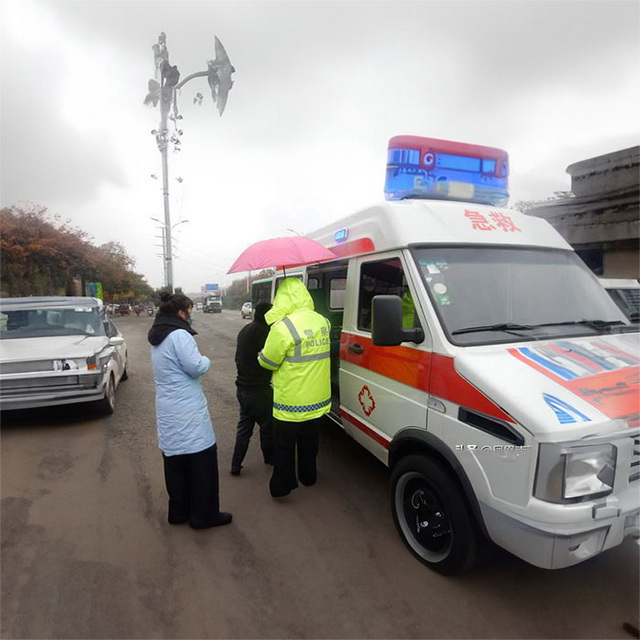 南京私人救护车出租收费