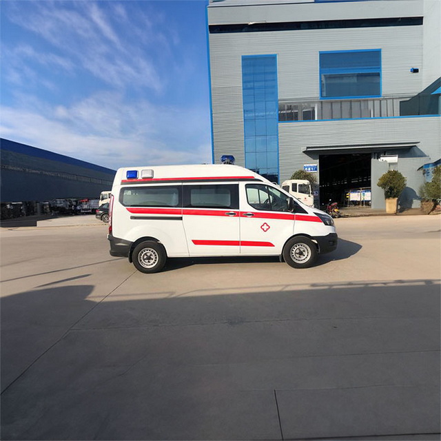 南京私人救护车租赁费用