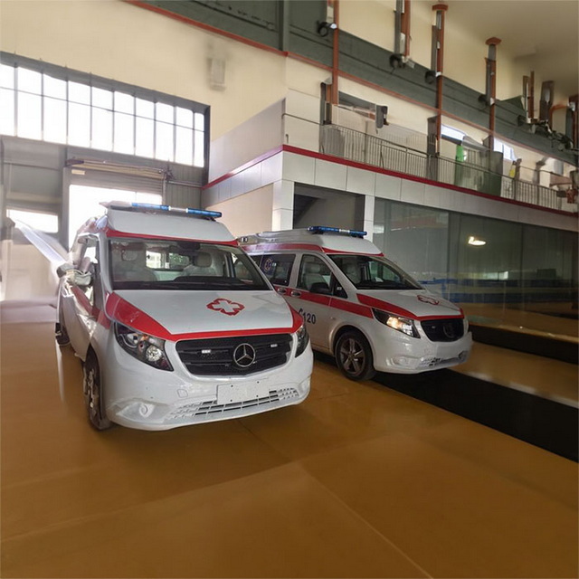 南京私人救护车租车电话