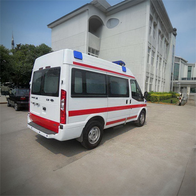 南京私人救护车出租收费