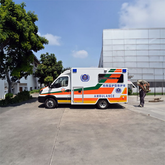 南京出租救护车联系电话