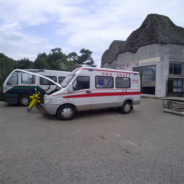 南京私人救护车租车联系方式