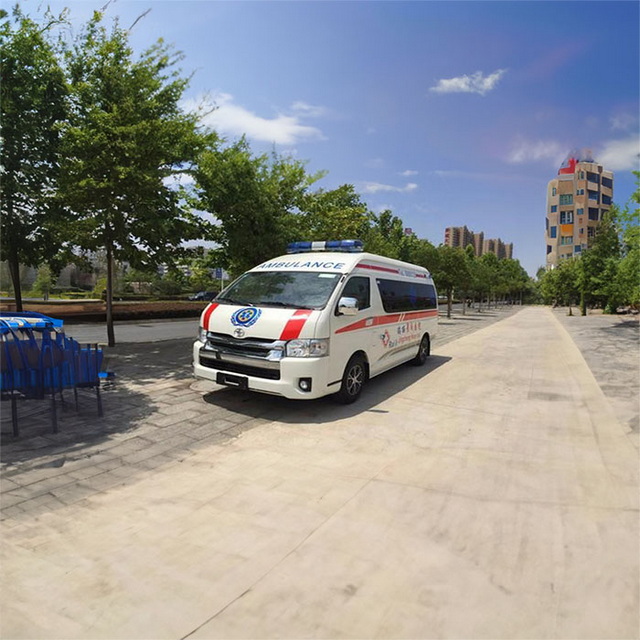 南京私人救护车租车电话