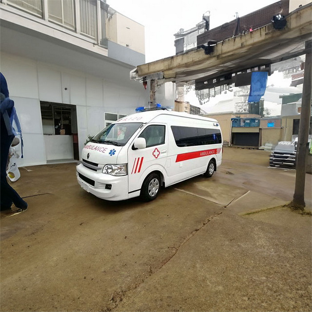 南京私人救护车出租电话