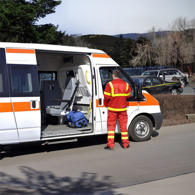 南京出租急救车联系电话
