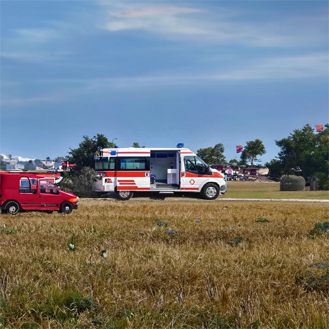 南京出租救护车联系电话