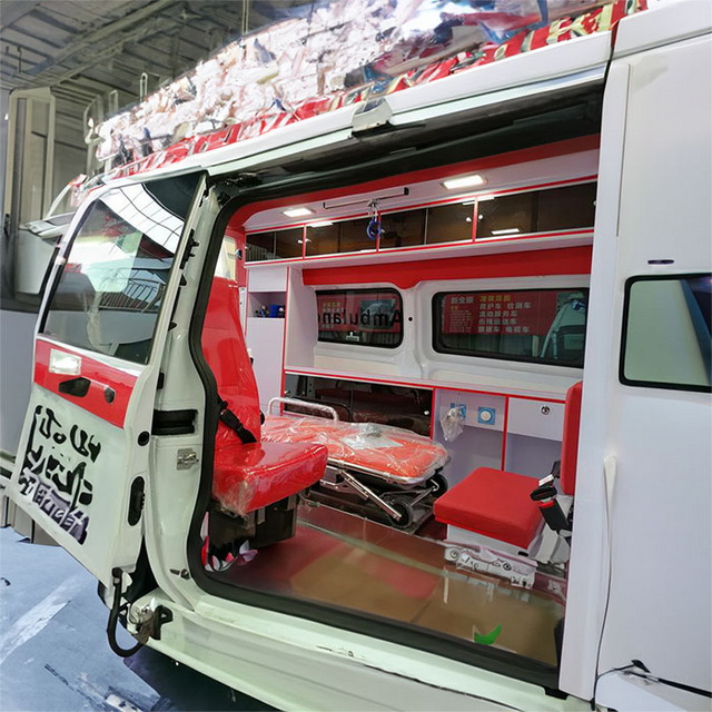 南京私人救护车租赁收费